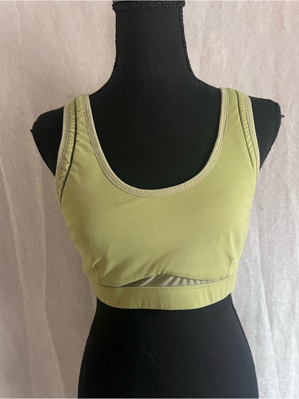 Fabletics Light Green Supportive Scoop Sports Bra